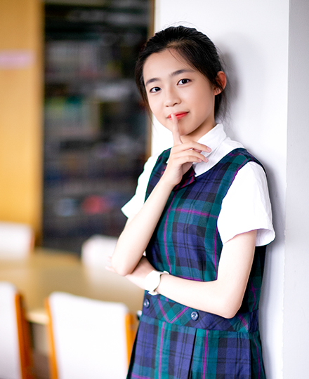 制服
